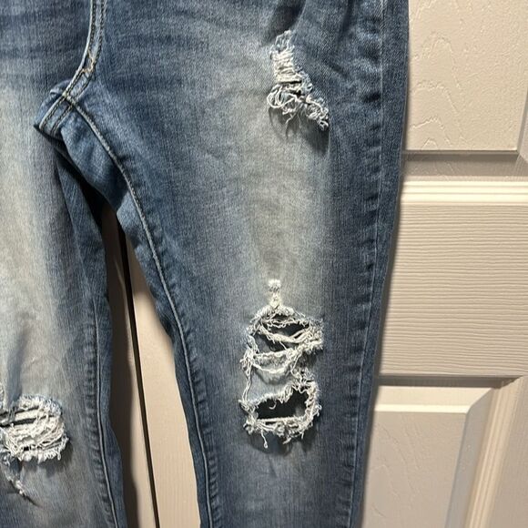Kan can woman’s distressed stretchy skinny high rise jeans 5 pockets size 28. - Picture 4 of 9